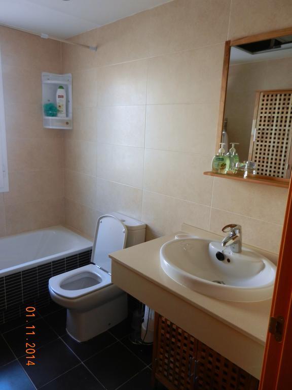 Apartment Parque Central Estepona Oda fotoğraf