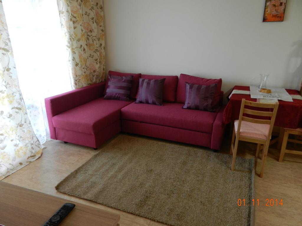 Apartment Parque Central Estepona Oda fotoğraf